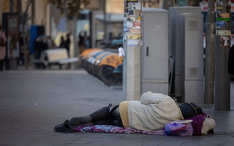 A picture of a homeless person in Israel