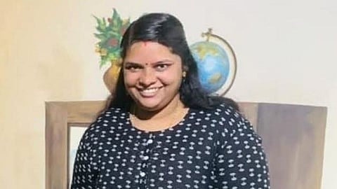 Gold scam: Anusha arrested in Delhi