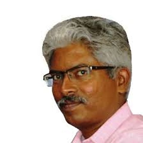 Kanakoor R Suresh Kumar receives award