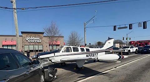 Small plane crashes into vehicles on Georgia highway