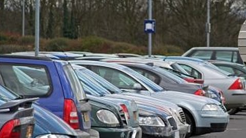 Sharjah Municipality bans illegal private parking sheds