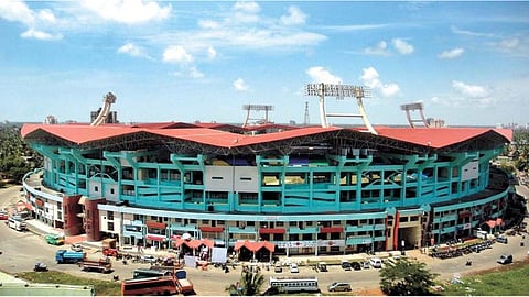 kaloor stadium gate collapsed