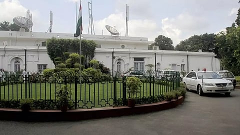 congress gets notice to vacate party office