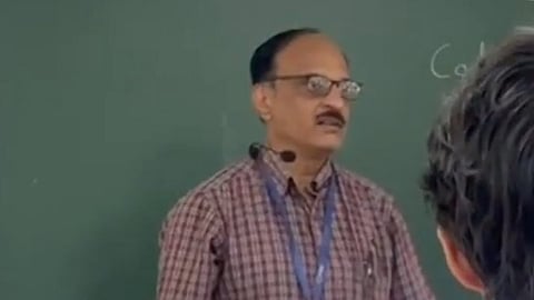 Teacher call a muslim student terrorist