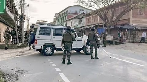 4 died in clash in manipur
