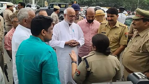 police stopped cpm leaders noida