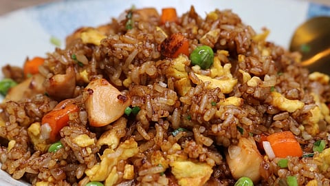 youth vandalized hotel in harippad