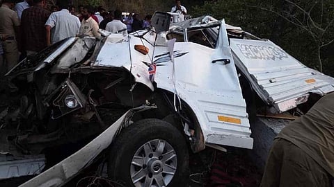 RTO says driver's inexperience and excessive brake use caused Valparai tragedy