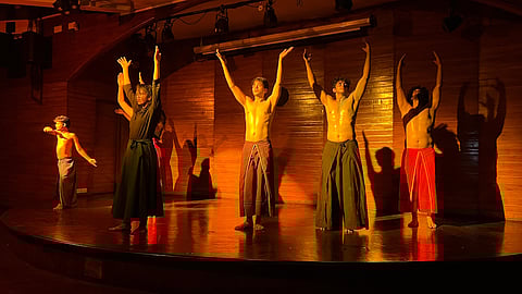 A dance performance of Gurudev's work Atmavilasam was staged
