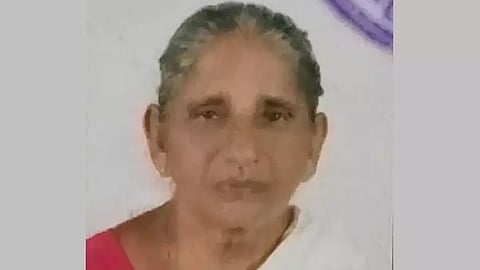 snake bite women died in idukki