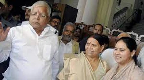 Land-for-job scam: Delhi court gives bail to Lalu, Rabri and daughter Misa Bharti