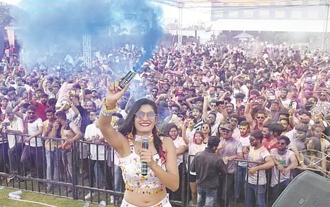 Indore  Celebrates Holisthan