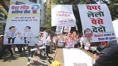 Youth Cong stages unique protest