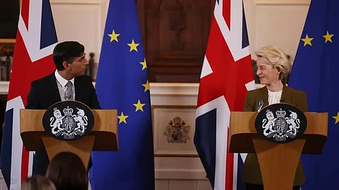 UK agrees to join Pacific trade pact in post-Brexit deal