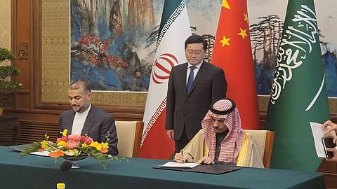 Saudi, Iranian FMs meet in China, signaling warming of ties