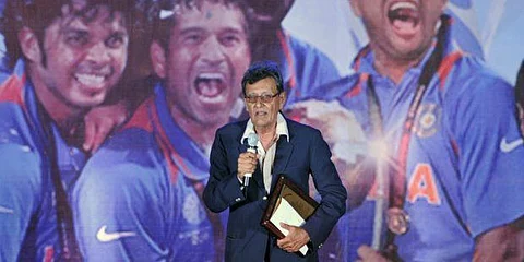 Debonair Durani dies at 88
