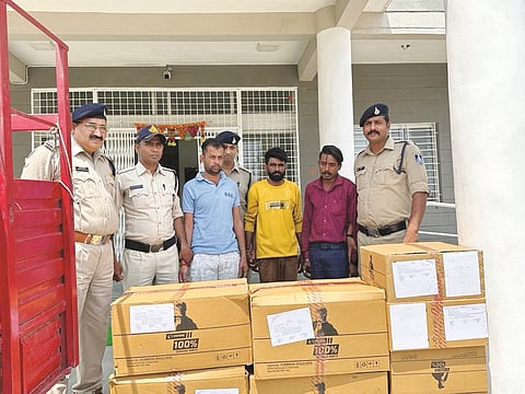 Goods worth Rs 10 lakh robbed, three held