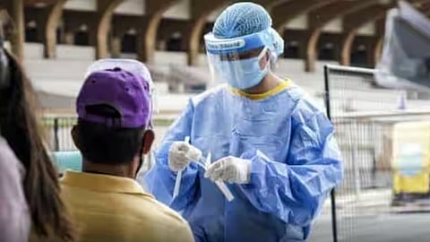 Covid entering endemic stage in India, cases likely to start subsiding after 10-12 days