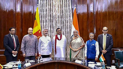 India extends USD 1 bn credit line to Sri Lanka by another year