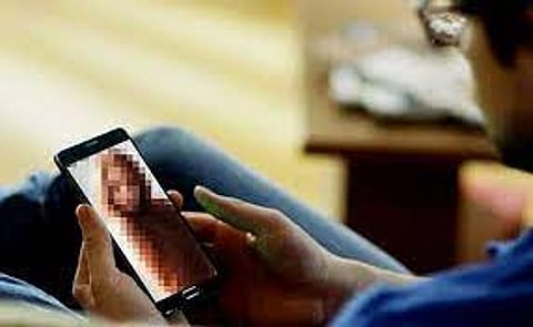 Thane man falls prey to 'sextortion', loses Rs 6.5 lakh