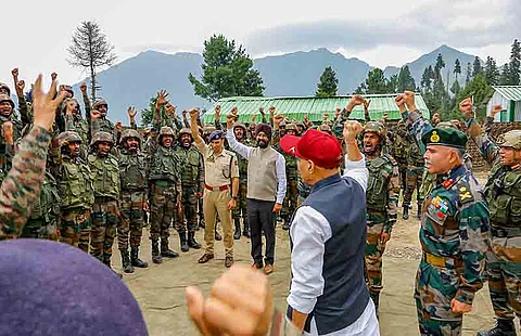 Rajnath pays tributes to 'heroes of Galwan'