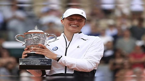 Iga Swiatek beats Karolina Muchova in the French Open final for her 3rd trophy in Paris, 4th Slam