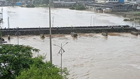 Vashishthi River overflowed following heavy rains Konkan rail route