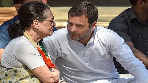 Senior Congress leaders including Sonia Gandhi and Rahul Gandhi will attend the Congress Working Committee (CWC) meeting on April 8