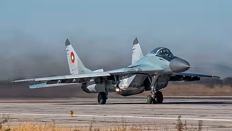 12 Su-30 MKI fighter jets