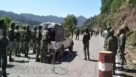 Security forces kill 5 LeT terrorists along LoC, respond 'befittingly' to Pak firing at IB
