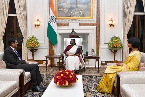 Chief Justice Chandrachud meets President Murmu at Rashtrapati Bhavan