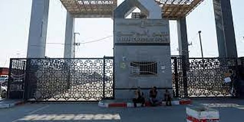 Foreign passport-holders and wounded Palestinians flee Gaza as Israel bombardment continues