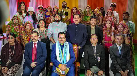 Best tableau: Odisha wins first prize; Gujarat bags top position in people's choice category