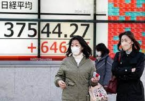 Asian shares rise ahead of US inflation data
