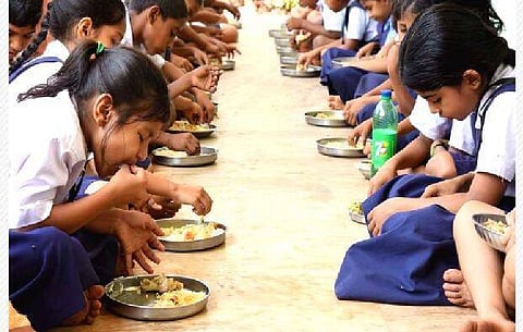Cong slams Kerala govt for exempting school mid-day meal scheme from obtaining food safety licence