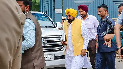 Punjab Chief Minister Bhagwant Mann leaves after meeting jailed Delhi Chief Minister Arvind Kejriwal at Tihar Jail, in New Delhi, Monday, April 15, 2024.