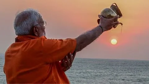 PM Narendra Modi performs 'Surya Arghya at the Vivekananda Rock, Kanyakumari