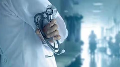 Delhi HC dismisses plea to mandate doctors specify drugs' side effects to patient