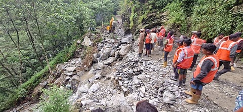 More than 200 stranded tourists evacuated from Sikkim's Lachung