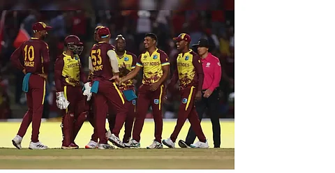 West Indies knock out New Zealand, qualify for Super Eights