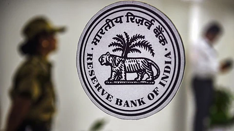 Savings deposit rates of some PSBs at historic low: RBI bulletin
