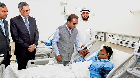 Minister of State for External Affairs Kirti Vardhan Sing visits the injured.