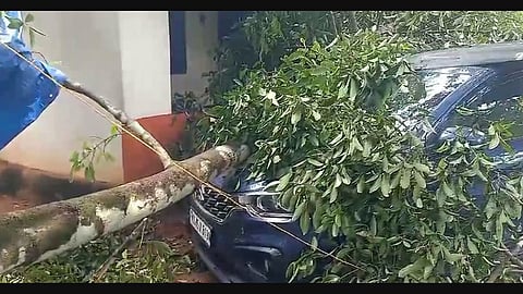 Furious whirlwinds cross limits, unleash wrath across Kerala