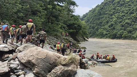 Nepal mudslide rescue activity