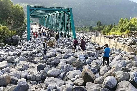Part of NH-3 in Himachal closed after cloudburst triggers flash flood
