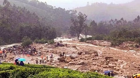 Kerala govt sets up medical point for landslide victims