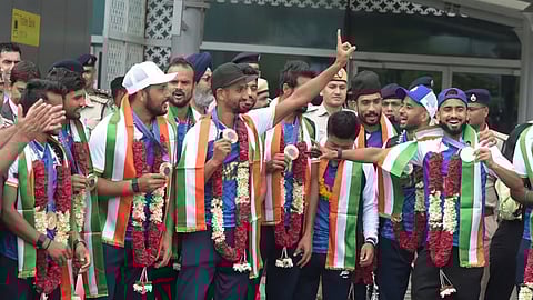 Indian Hockey team that won the bronze in Paris Olympics 2024 reaches New  Delhi.