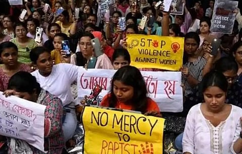Doctor murder: Ceasework by doctors in Bengal hospitals continues, OPD services hit