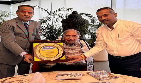 Renowned Industrialist 
Shri Ratan Tata honoured with 
Anuvrat Award