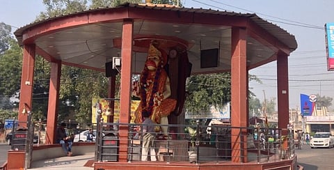 Representational image